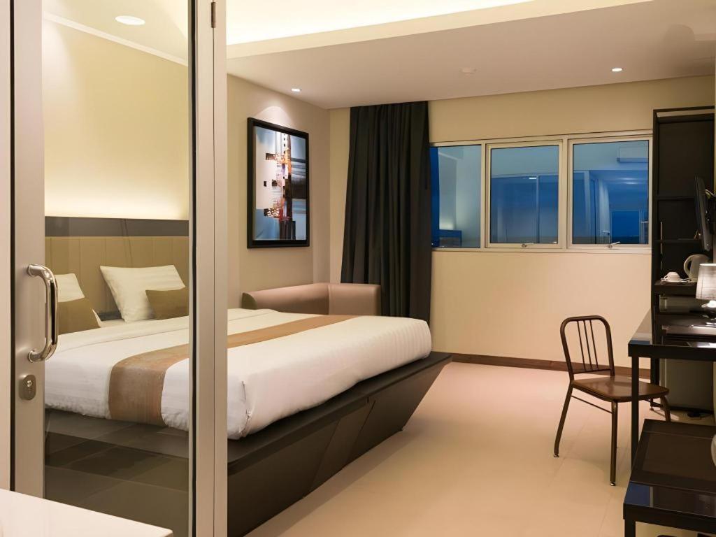 Gajahmada Avara Boutique Hotel Pontianak Exterior foto