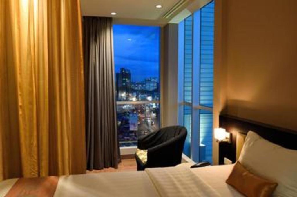 Gajahmada Avara Boutique Hotel Pontianak Exterior foto