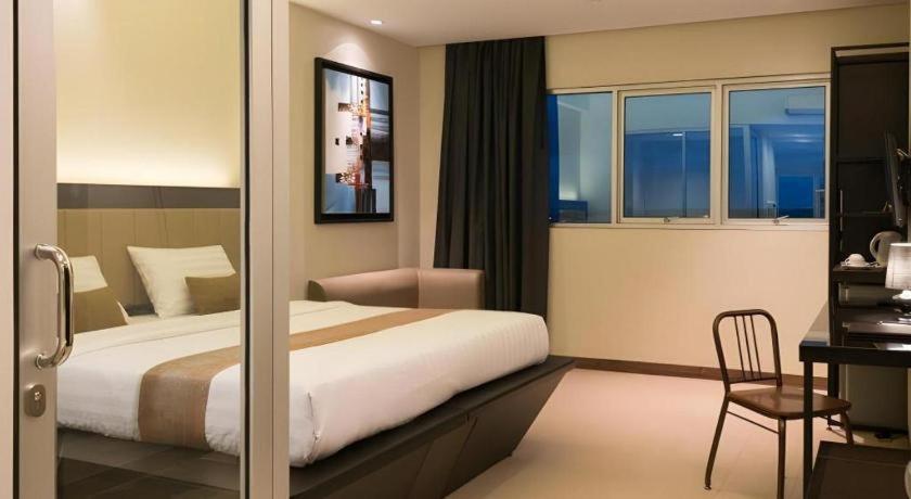 Gajahmada Avara Boutique Hotel Pontianak Exterior foto