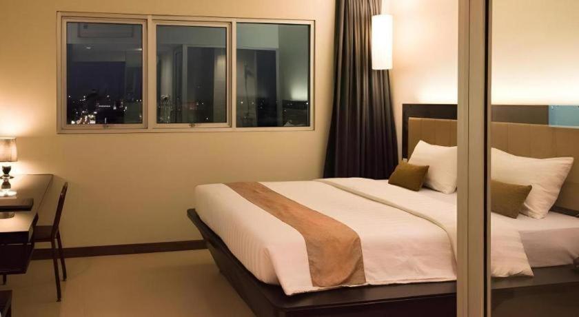 Gajahmada Avara Boutique Hotel Pontianak Exterior foto